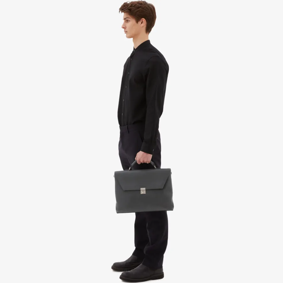 Avietta Briefcase With Flap 24h