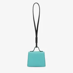 Iside Charm