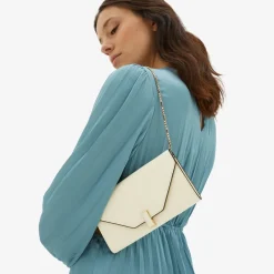 Iside Continental Purse With Chain