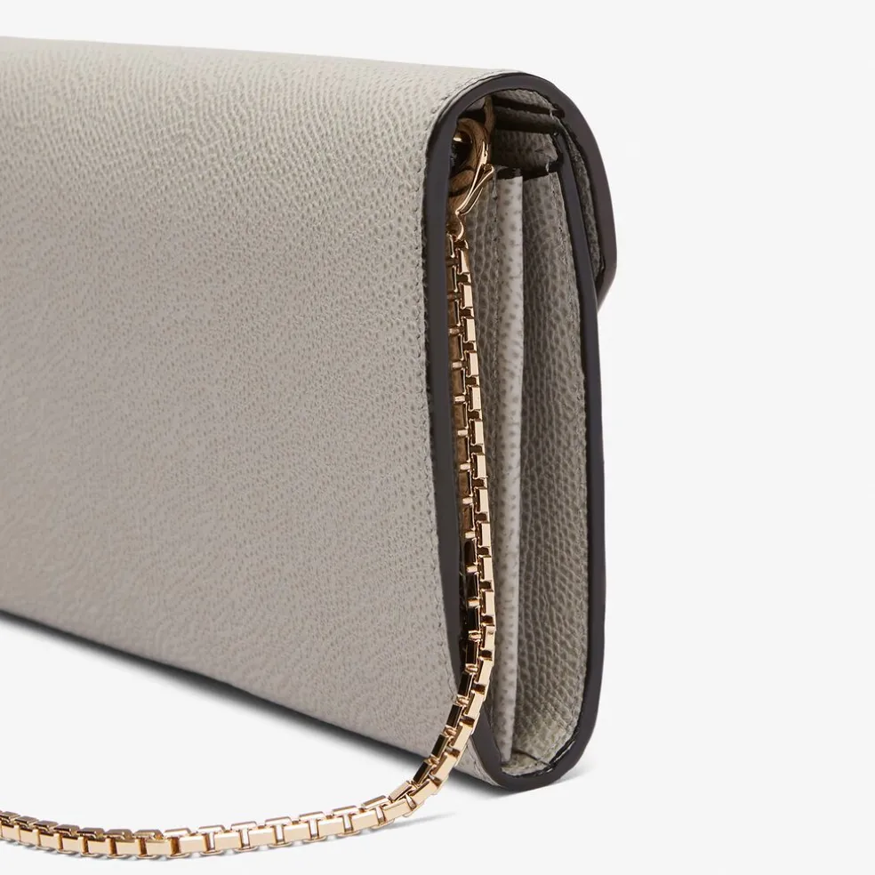 Iside Continental Purse With Chain