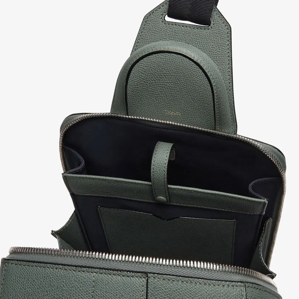 V-line One Shoulder Backpack