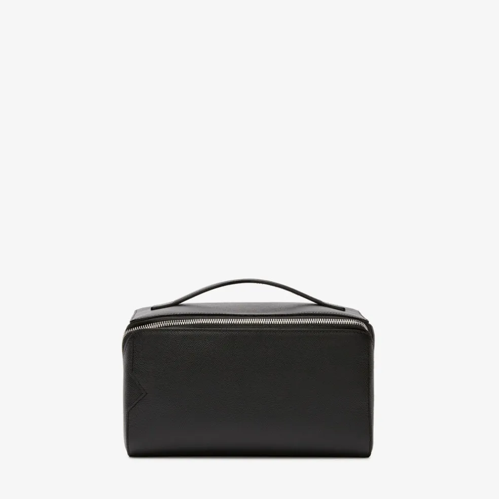 V-line Wash Bag