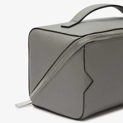 V-line Wash Bag
